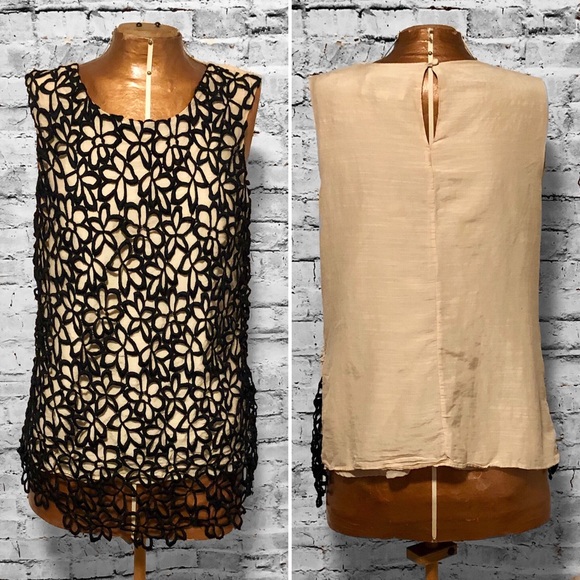 Lela Rose Tops - Target X Neiman Marcus Lela Rose Top EUC